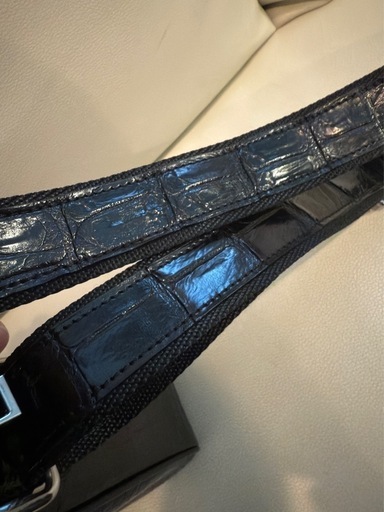 【美品】本物ワニ革　クロコ　ショルダーバッグ