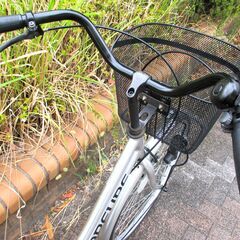 中古自転車 LAPEURE ママチャリ 自転車 26インチ LEDライト シルバー 通勤 通学 近所のお出掛けなどにの画像