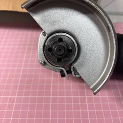 Black＆Decker 600Wディスクグラインダー「BMG600」の画像