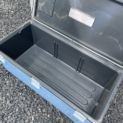 大型　クーラーボックス　中古良品　７６L の画像