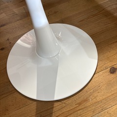 【半円カフェテーブル】クリーニング済み【管理番号10409】町の画像