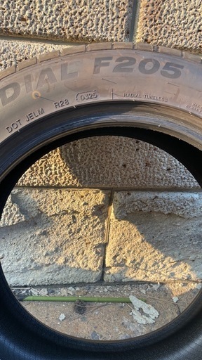 ほぼ新品215/55r17 ミネルバタイヤ オデッセイ エスティマ ヴェゼル