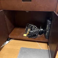 茶系キャビネットの画像