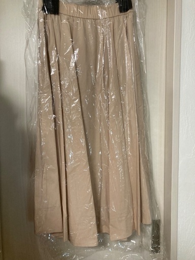 【自由区】ピンク色スカート サイズ40（L）【新品】