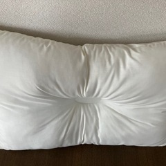 【ほぼ未使用】枕（くぼみあり）の画像