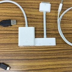 【動作確認済】iPad2第2世代＋無線キーボード＋ケーブル類の画像