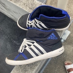 スニーカーの画像