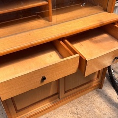 収納家具　キャビネットの画像