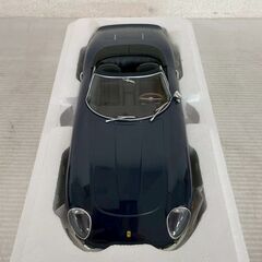 【KK-Scale Diecast】 ミニカー 模型 1/18スケール Limited Edition 1 of 500pcs フェラーリ A0322の画像