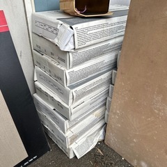 新品未使用タイルの画像