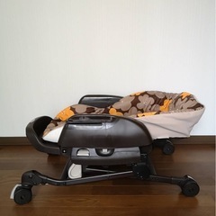 コンビ ハイローチェア ネムリラ FF リバーシブルシートモデル マロンブラウンの画像