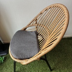 ラタンチェアの画像