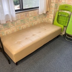 大人気フラットソファ【無料 9/10迄】の画像