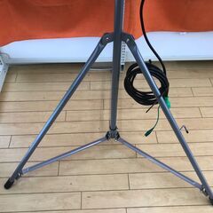 NICHIDO/日動工業 ハイディスク150Wアーム式LED投光器(三脚付き) L150V2-D-HW-50K/S-02の画像