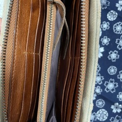 DIESEL 長財布
の画像