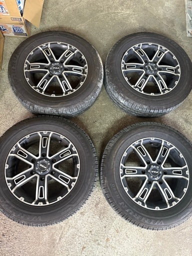 NV350 キャラバン16インチ