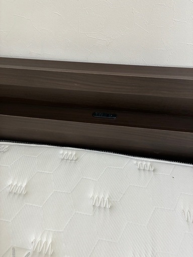 今がチャンス！さらに値下げしました！ダブルベット195㎝×120cm フレーム付