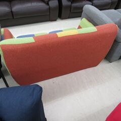 北海道 千歳市/恵庭市 近郊配送 パッチワーク 2Pソファ 二人掛け 布 マルチ 店頭でのお受渡し大歓迎の画像