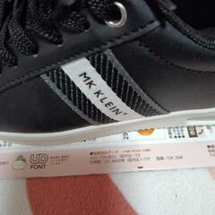 MK KLEINスニーカーの画像