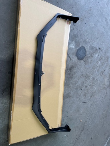 スバル　レヴォーグ　フロントアンダースポイラー