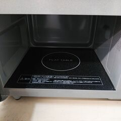 3か月間保証☆配達有り！9900円(税込）パナソニック 電子レンジ 2021年製 庫内フラット ホワイト の画像