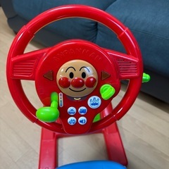 アンパンマン　ハンドル付きおもちゃ　運転　車の画像