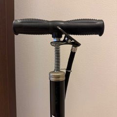 自転車空気入れの画像
