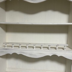 白ビンテージカップボード
の画像