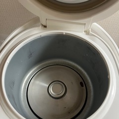 電気炊飯器の画像
