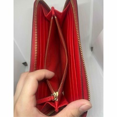 トリーバーチ長財布
の画像