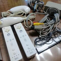Wii本体＋ゲームソフト5本セットの画像