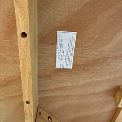 円形ダイニングテーブルの画像