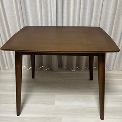 ダイニングテーブルセット2人用の画像