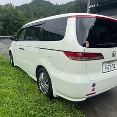 ホンダ エリシオン 車検長い 距離浅 8人乗り ちょい訳アリの画像