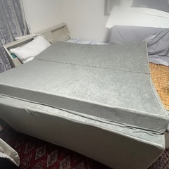 折り畳みマットレスの画像