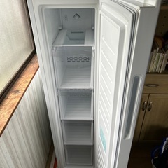 AQUA AQF-SF11N(W) 冷凍庫 105L  23年製の画像