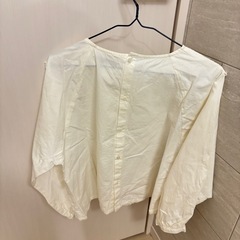 クリスプ 刺繍入りブラウスの画像