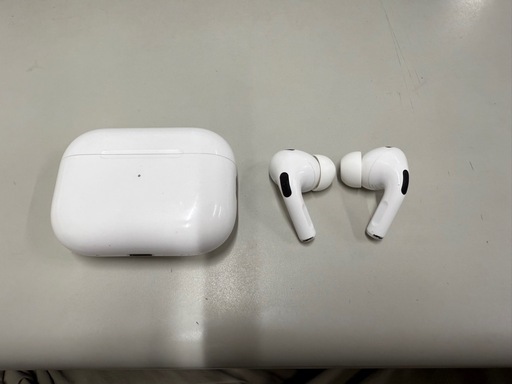 【中古】AirPodsPro2 Lightning端子