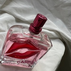 ジャンヌ・アルテス キャンディ リップス オードパルファム 50ml@Y12の画像
