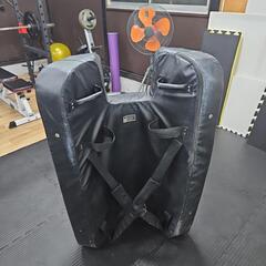 BODYMAKER(ボディメーカー) スーパーダミーミットシールド 大型ミット 厚さ12cm 空手 格闘技 キックボクシング テコンドー サンドバッグ ジム トレーニング パンチ ハイキック 武道の画像