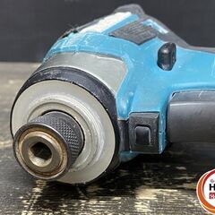 【引き取り限定】【中古品】makita マキタ TD173DRGX インパクトドライバ ブルー バッテリー(18V/6.0Ah)×2※使用回数34回/54回・充電器・ケース付の画像