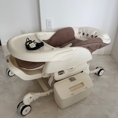 【美品】コンビ ネムリラ 電動ハイローチェア オートスウィングの画像