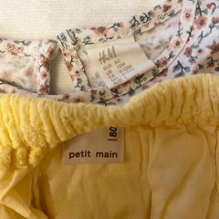 プティマイン　フリル  H&M トップス の画像