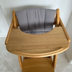【美品】大和屋 すくすくチェア テーブル・ガード・チェアクッション付の画像