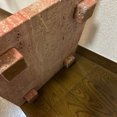 花台　大理石の画像