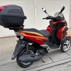 ⭐️トリシティ125低燃費FIモデル⭐️プラグ・グリップなど新品交換済みで快調⭐️YAMAHA純正リアBOX装備⭐️の画像