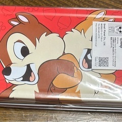 ディズニー缶ペンケースの画像