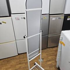 リサイクルショップどりーむ鹿大前店　No.2570　スタンドミラー　全身鏡　ホワイト　キャスター付き♪の画像