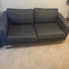 【IKEAソファ】2人掛けソファ（2012年購入・グレー）の画像
