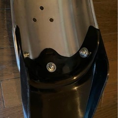 美品HONDA純正リアフェンダーメッキマッドガードフラップ付cg125CBCDの画像
